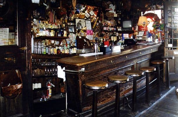 Heinold's First and Last Chance Saloon